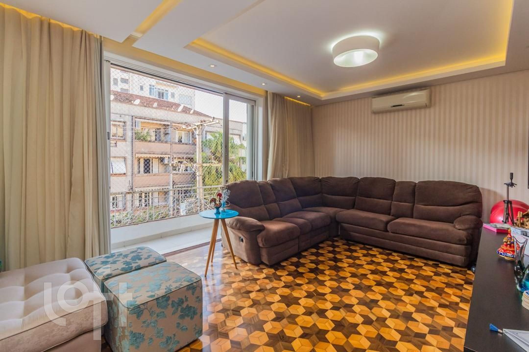 Apartamento com 141m², 3 dormitórios, Santana em Porto Alegre