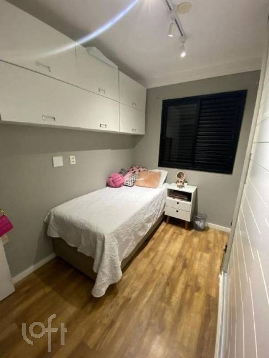 Apartamento à venda com 3 quartos, 83m² - Foto 11