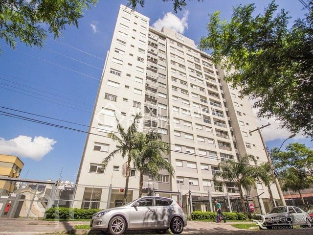 Apartamento com 58m², 2 dormitórios, 1 suíte, 1 vaga, Higienópolis em Porto Alegre