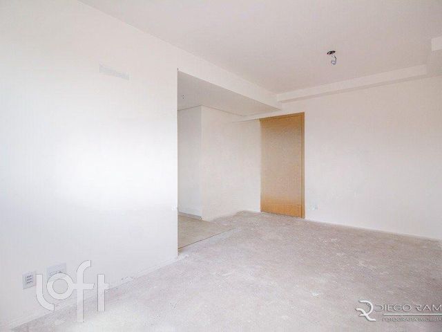 Apartamento com 58m², 2 dormitórios, 1 suíte, 1 vaga, Higienópolis em Porto Alegre