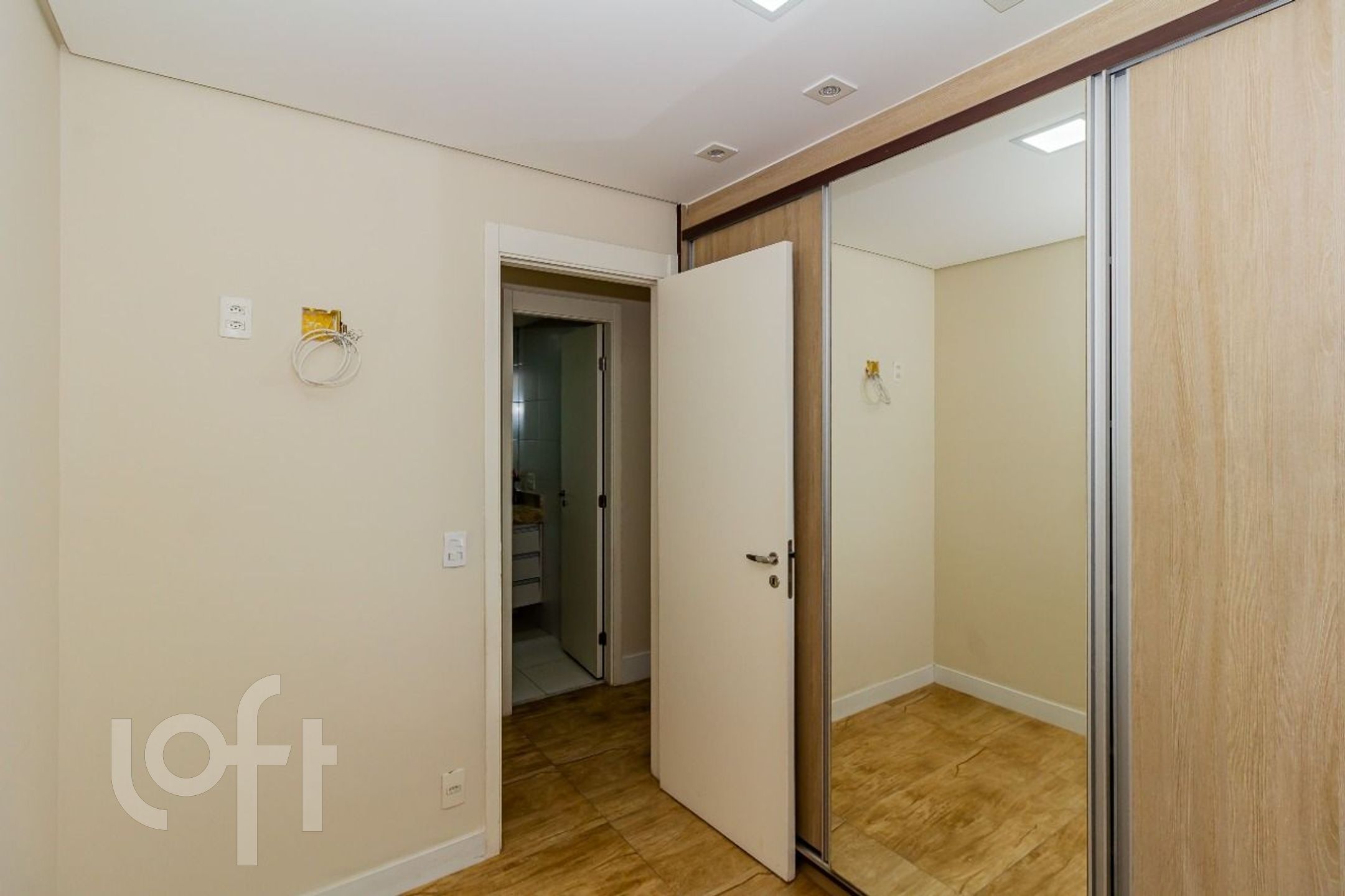 Apartamento à venda com 3 quartos, 85m² - Foto 14