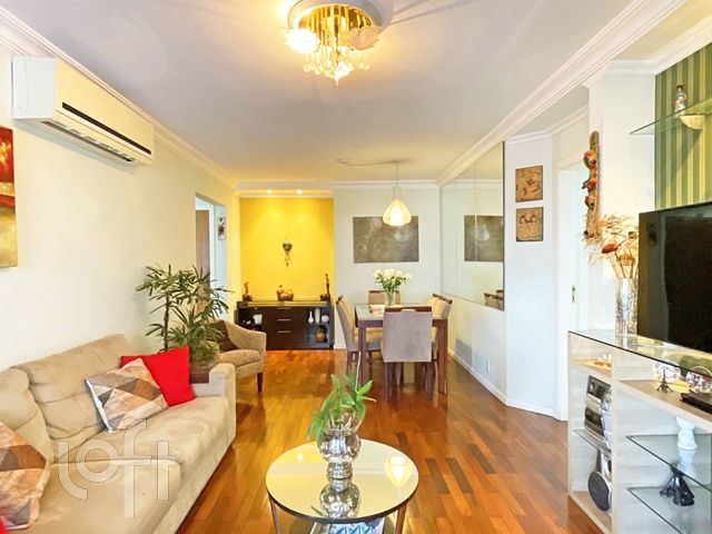 Apartamento com 109m², 3 dormitórios, 1 suíte, 1 vaga, Cristo Redentor em Porto Alegre