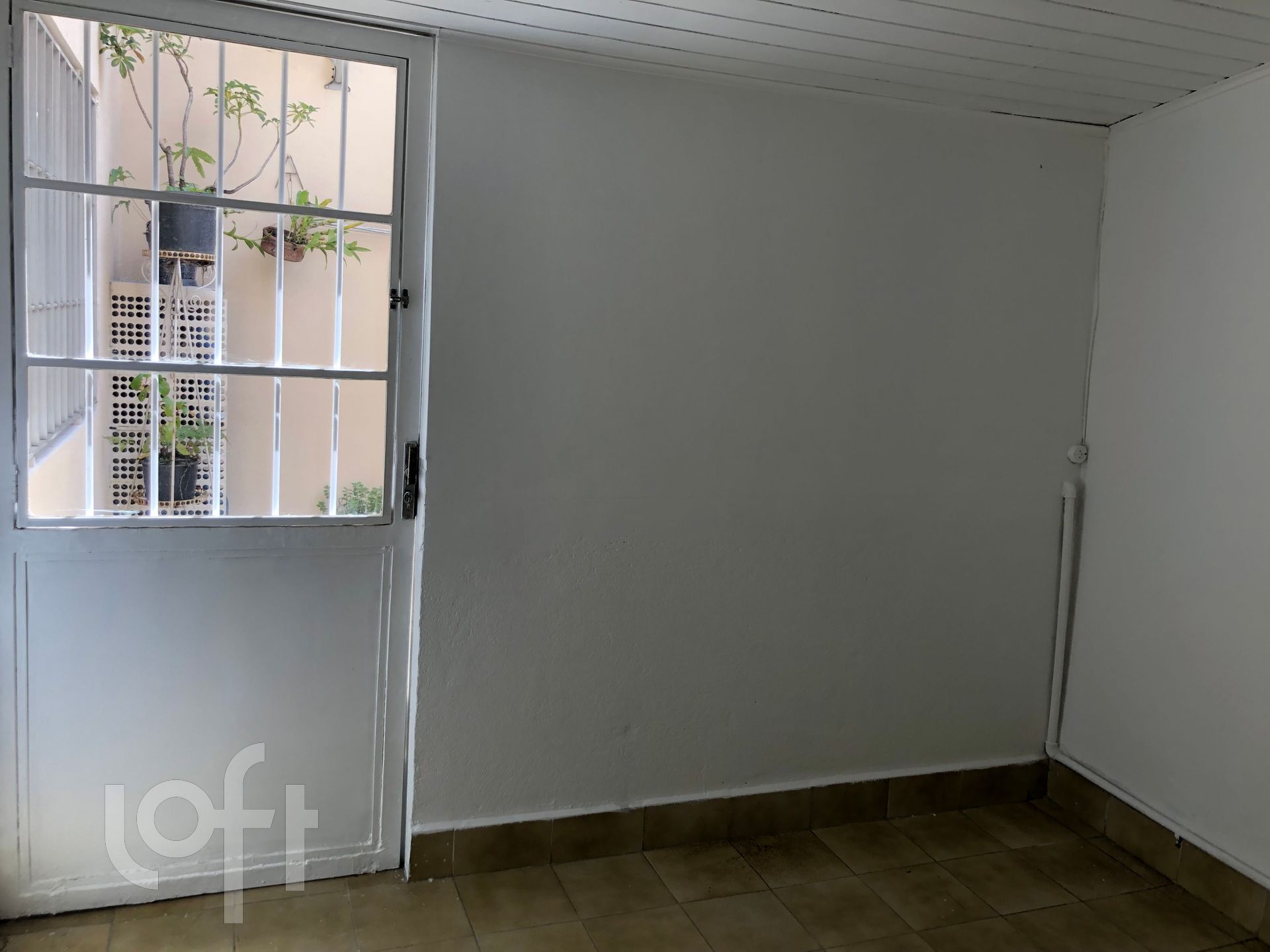 Apartamento à venda com 3 quartos, 87m² - Foto 2