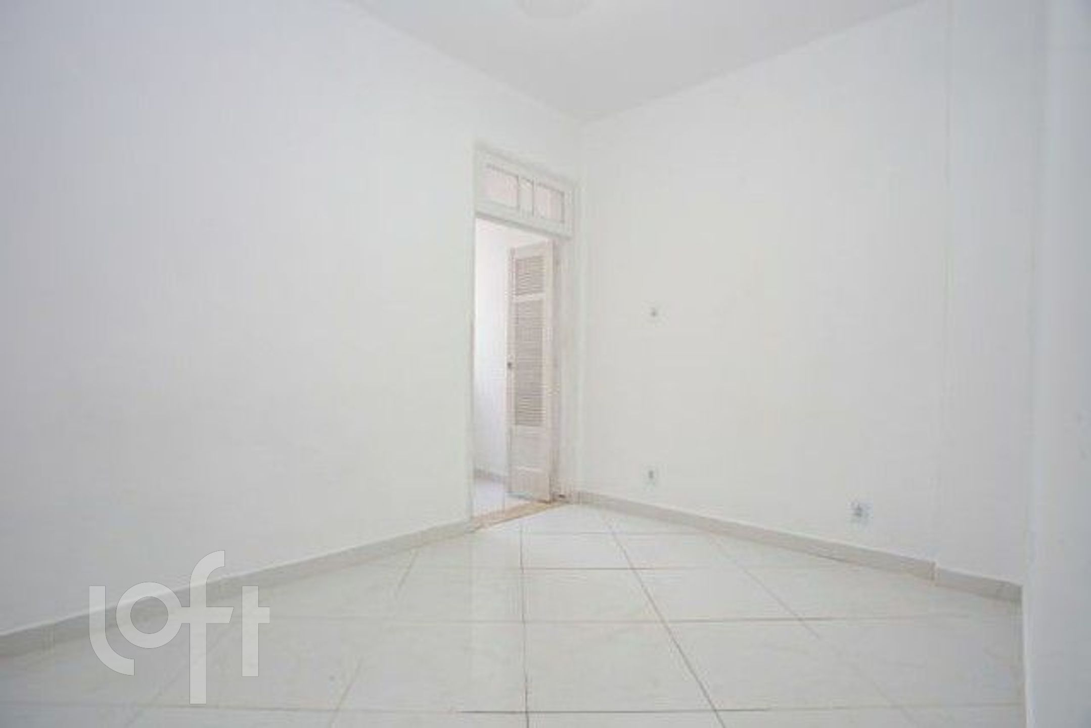 Apartamento à venda com 3 quartos, 75m² - Foto 15