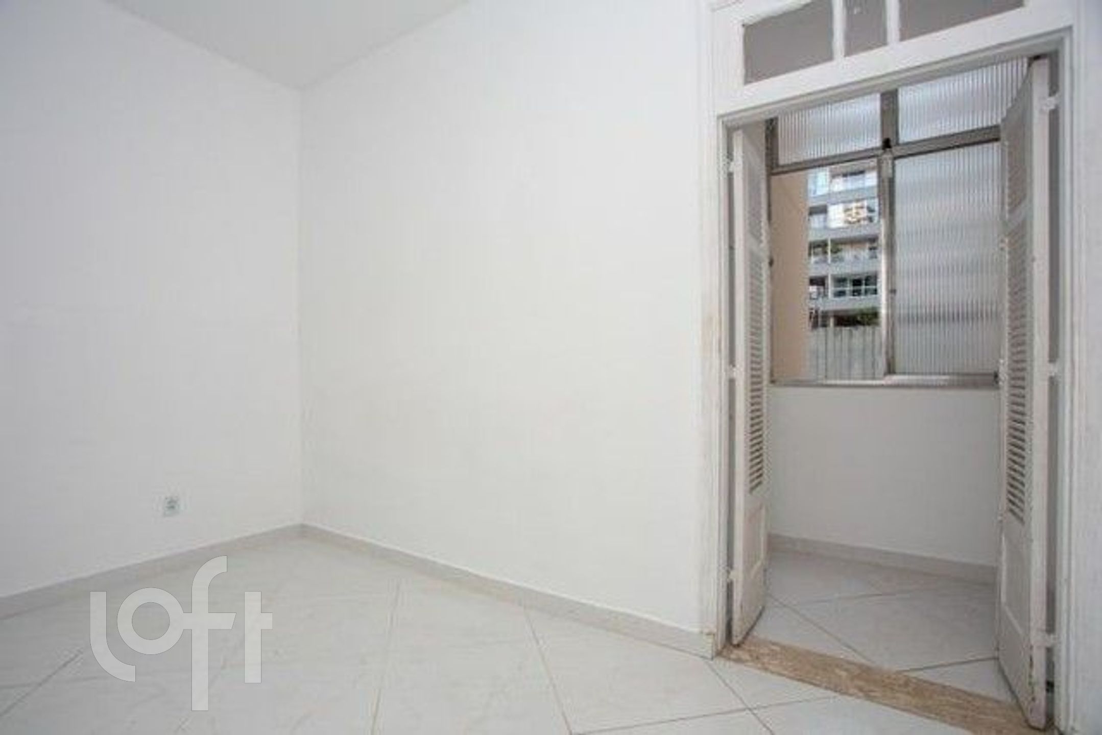 Apartamento à venda com 3 quartos, 75m² - Foto 5