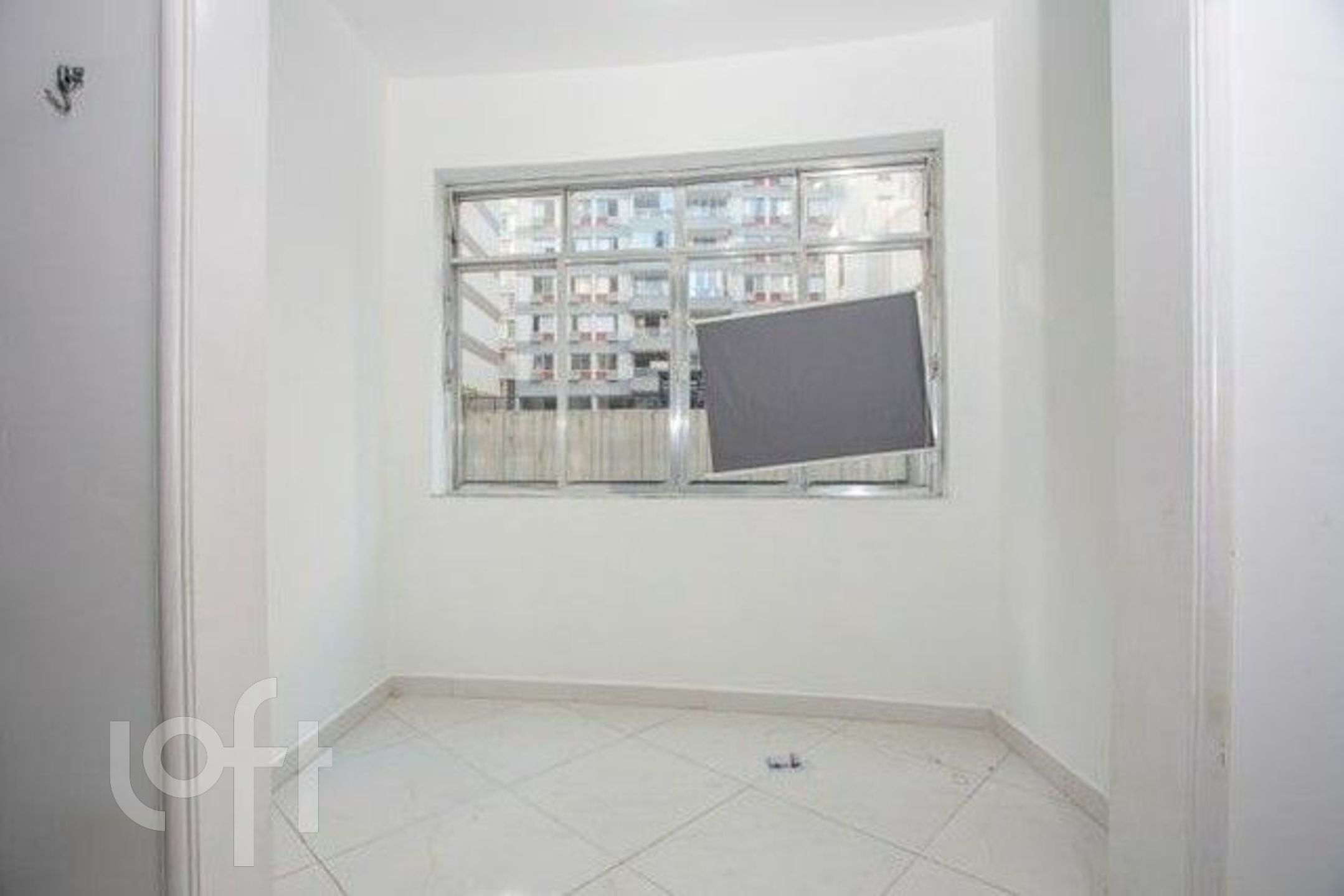 Apartamento à venda com 3 quartos, 75m² - Foto 12