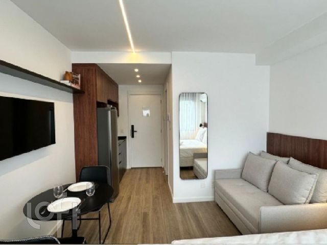 Apartamento com 24m², 1 dormitório, 1 vaga, Rio Branco em Porto Alegre