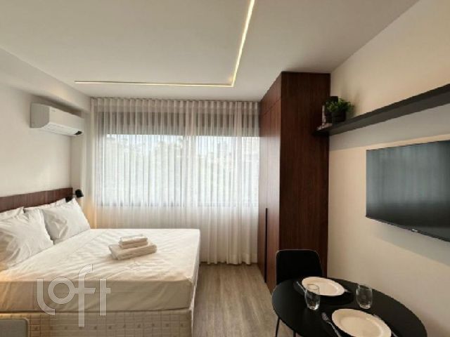 Apartamento com 24m², 1 dormitório, 1 vaga, Rio Branco em Porto Alegre