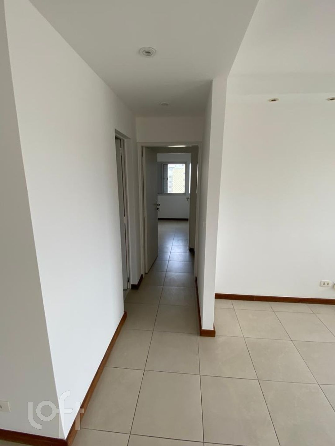 Apartamento à venda com 3 quartos, 180m² - Foto 17