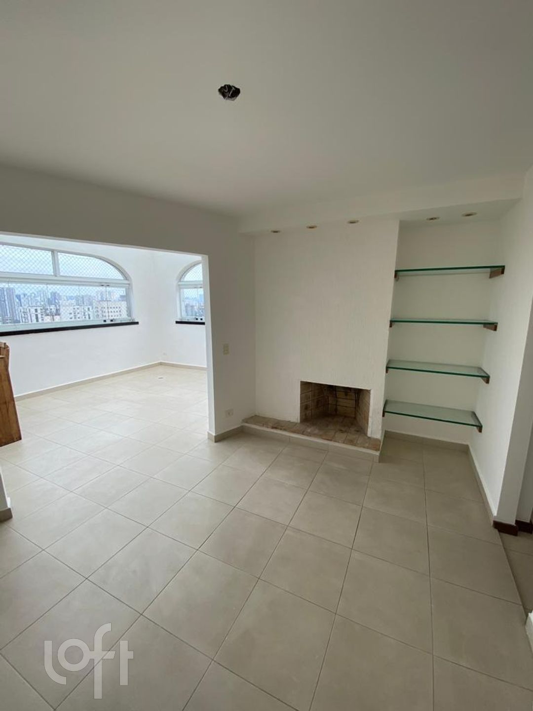 Apartamento à venda com 3 quartos, 180m² - Foto 5