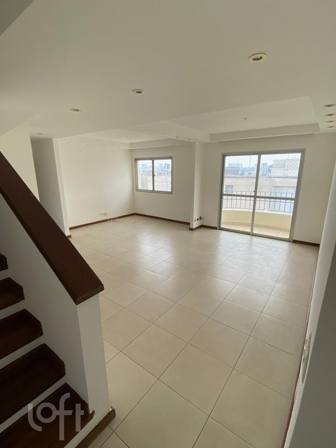 Apartamento à venda com 3 quartos, 180m² - Foto 10