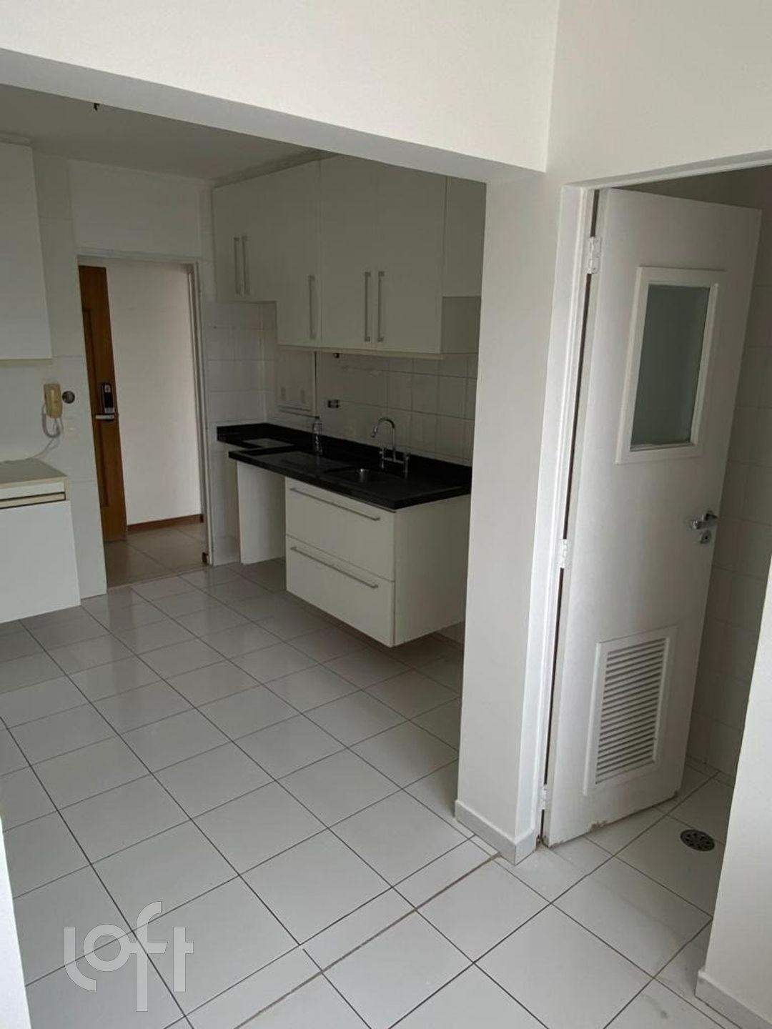 Apartamento à venda com 3 quartos, 180m² - Foto 8