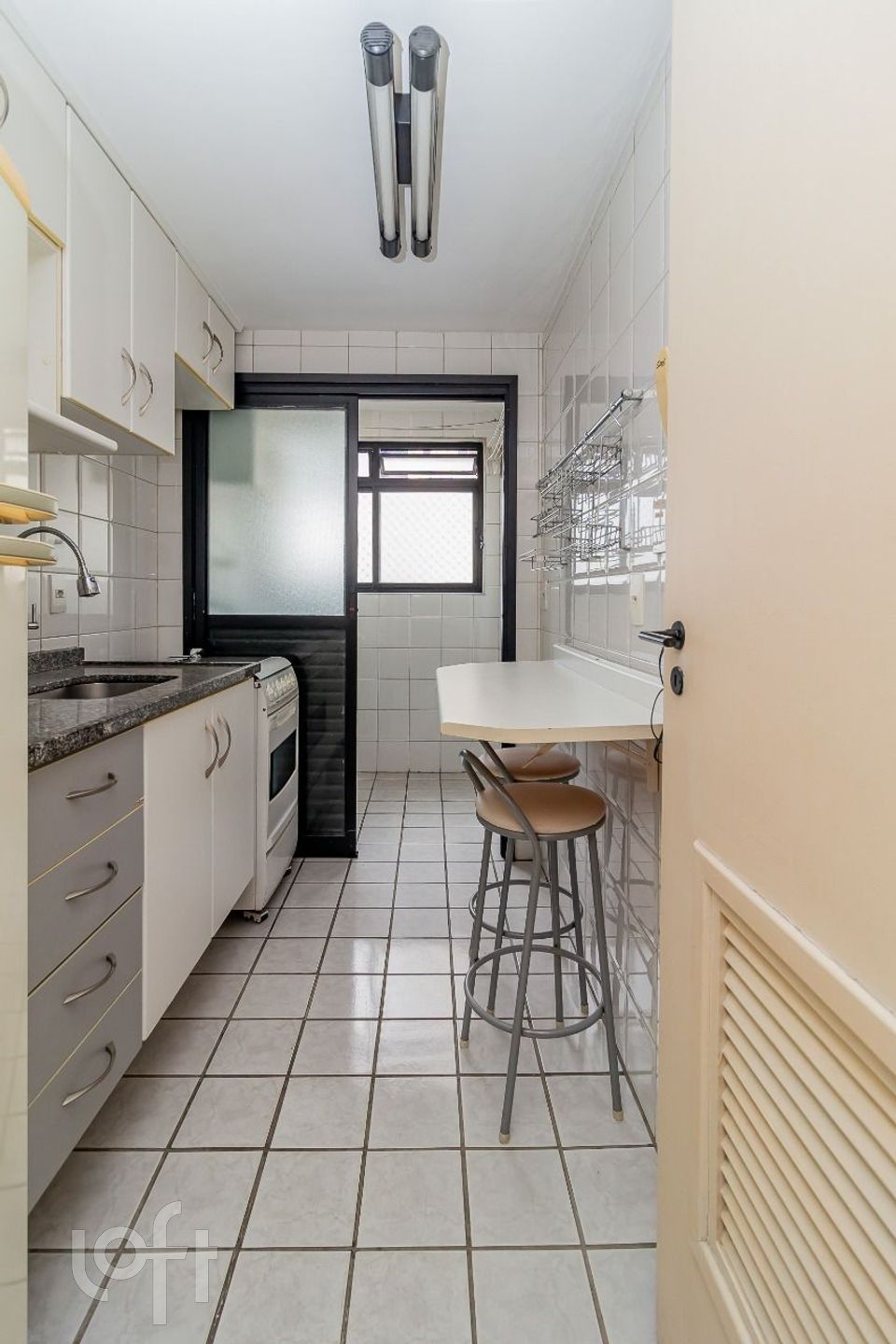 Apartamento à venda com 1 quarto, 41m² - Foto 8