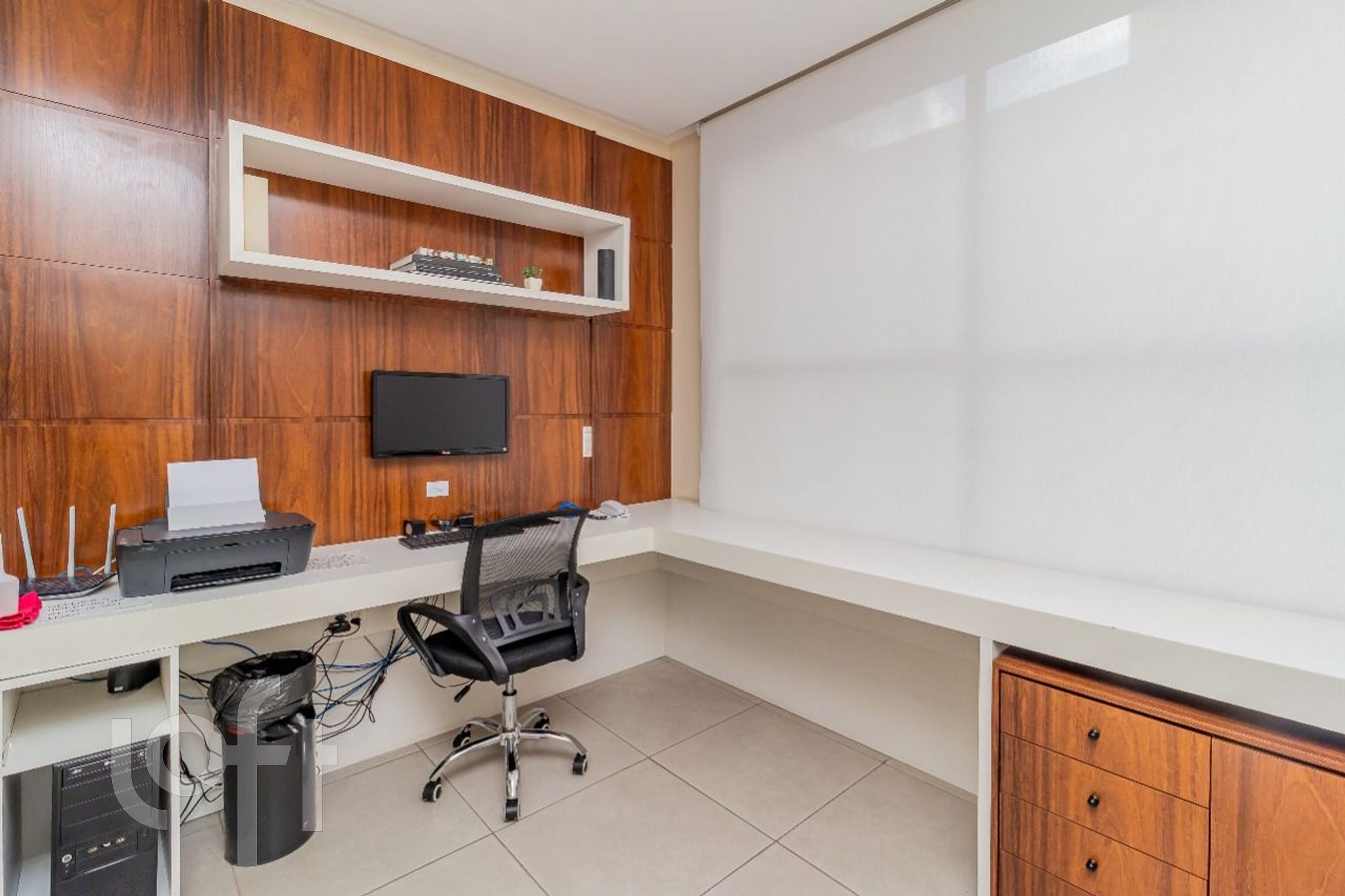 Apartamento à venda com 1 quarto, 41m² - Foto 27