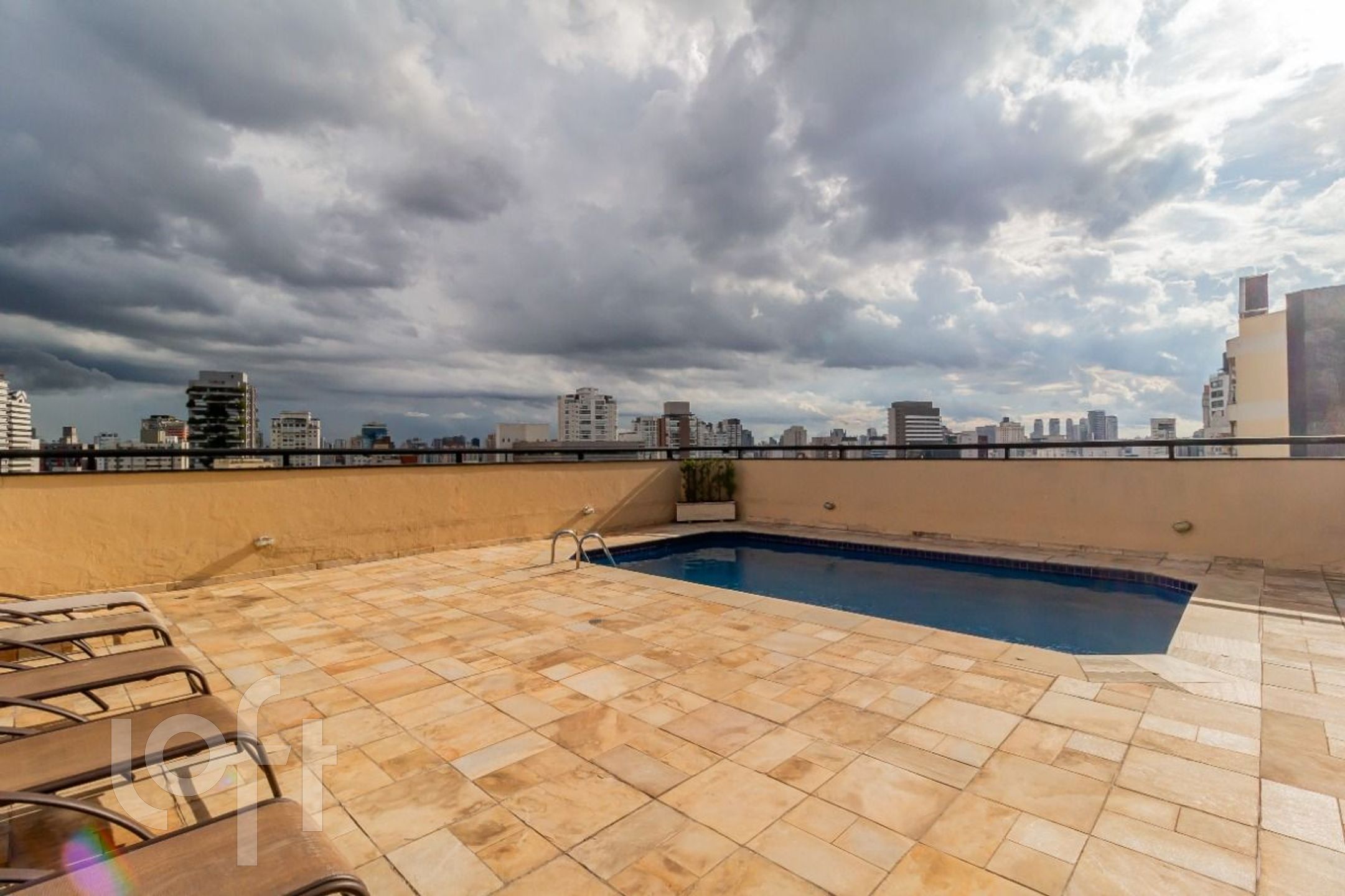 Apartamento à venda com 1 quarto, 41m² - Foto 22
