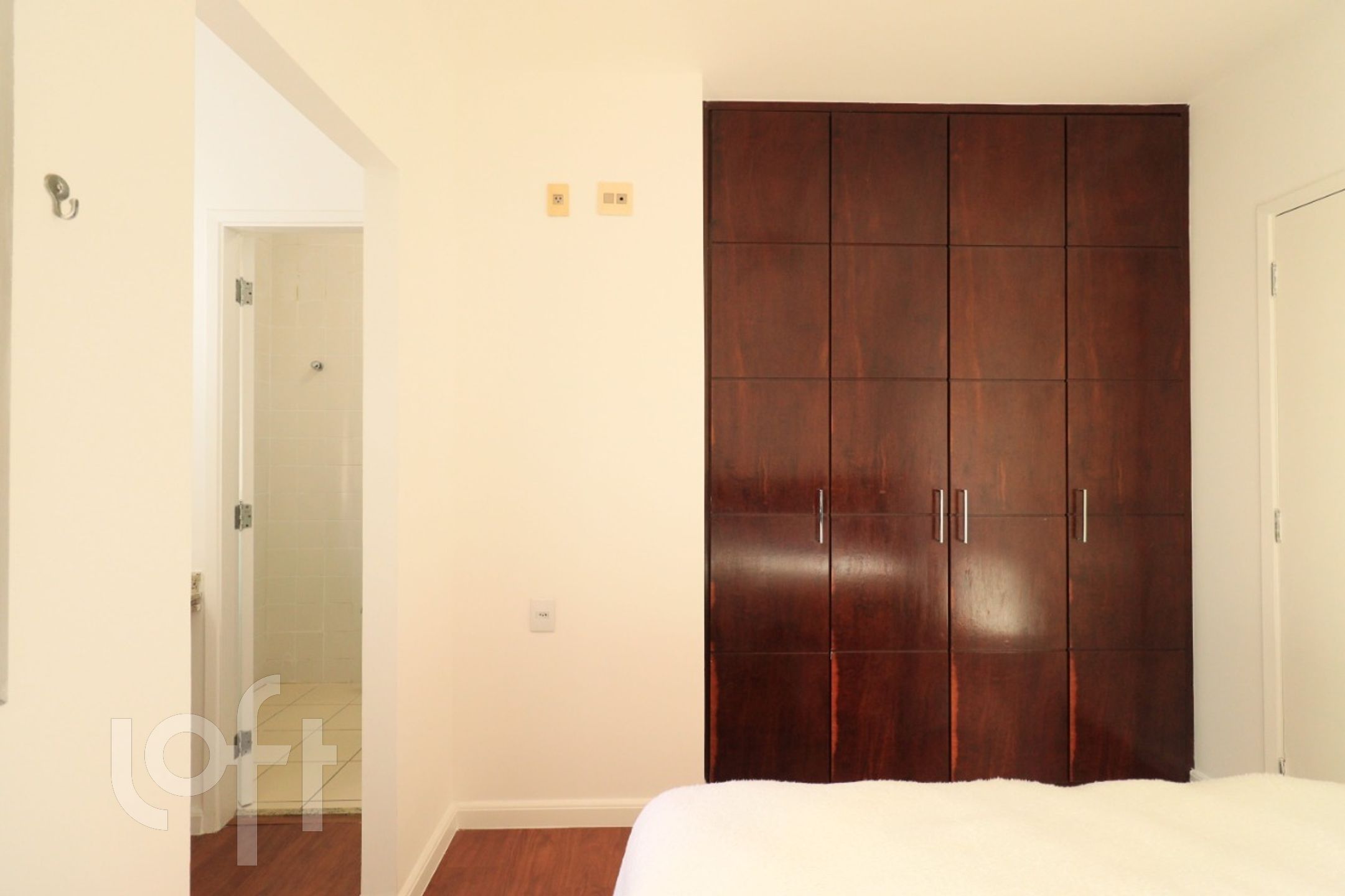 Apartamento à venda com 2 quartos, 70m² - Foto 22