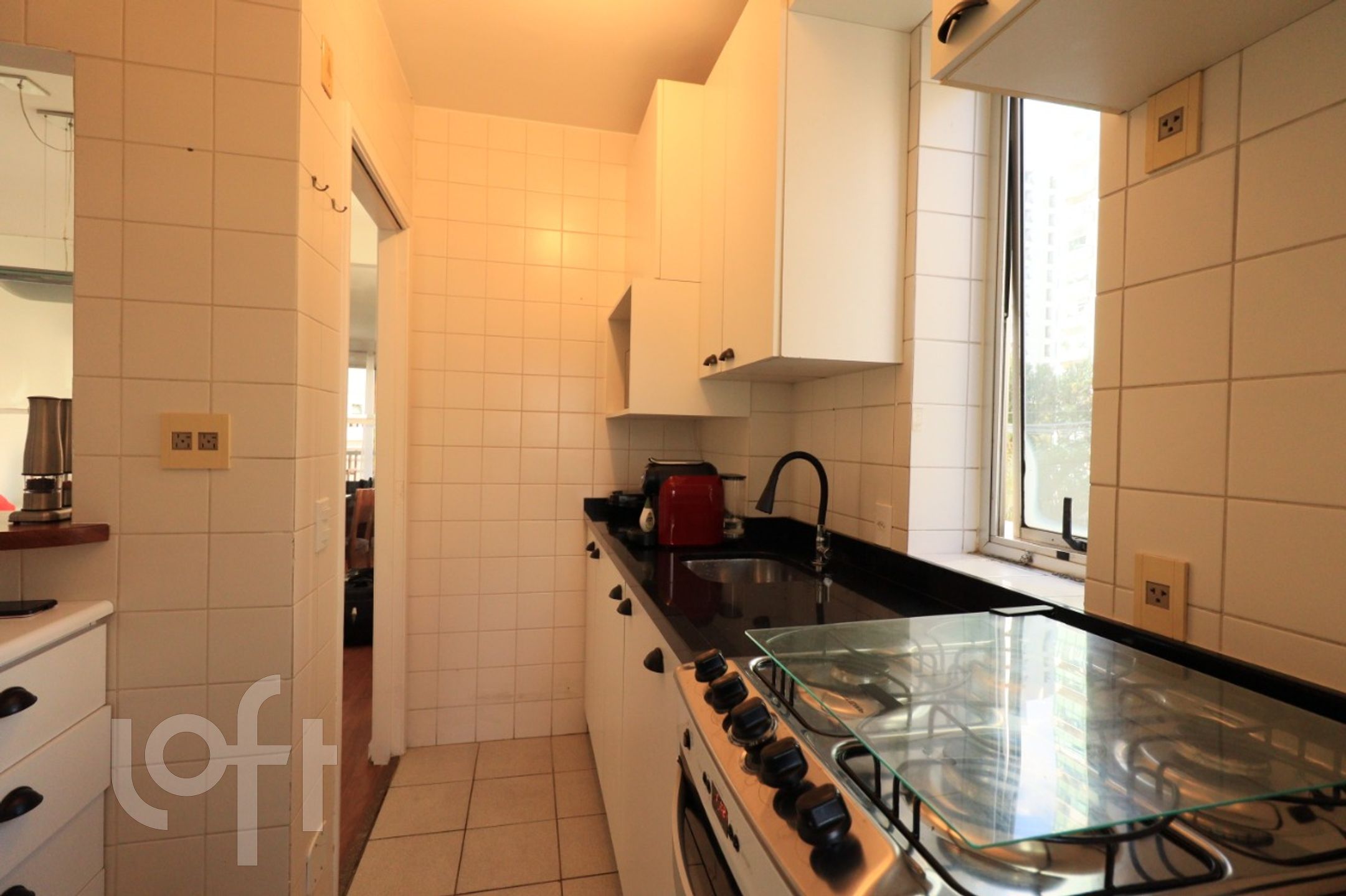 Apartamento à venda com 2 quartos, 70m² - Foto 12