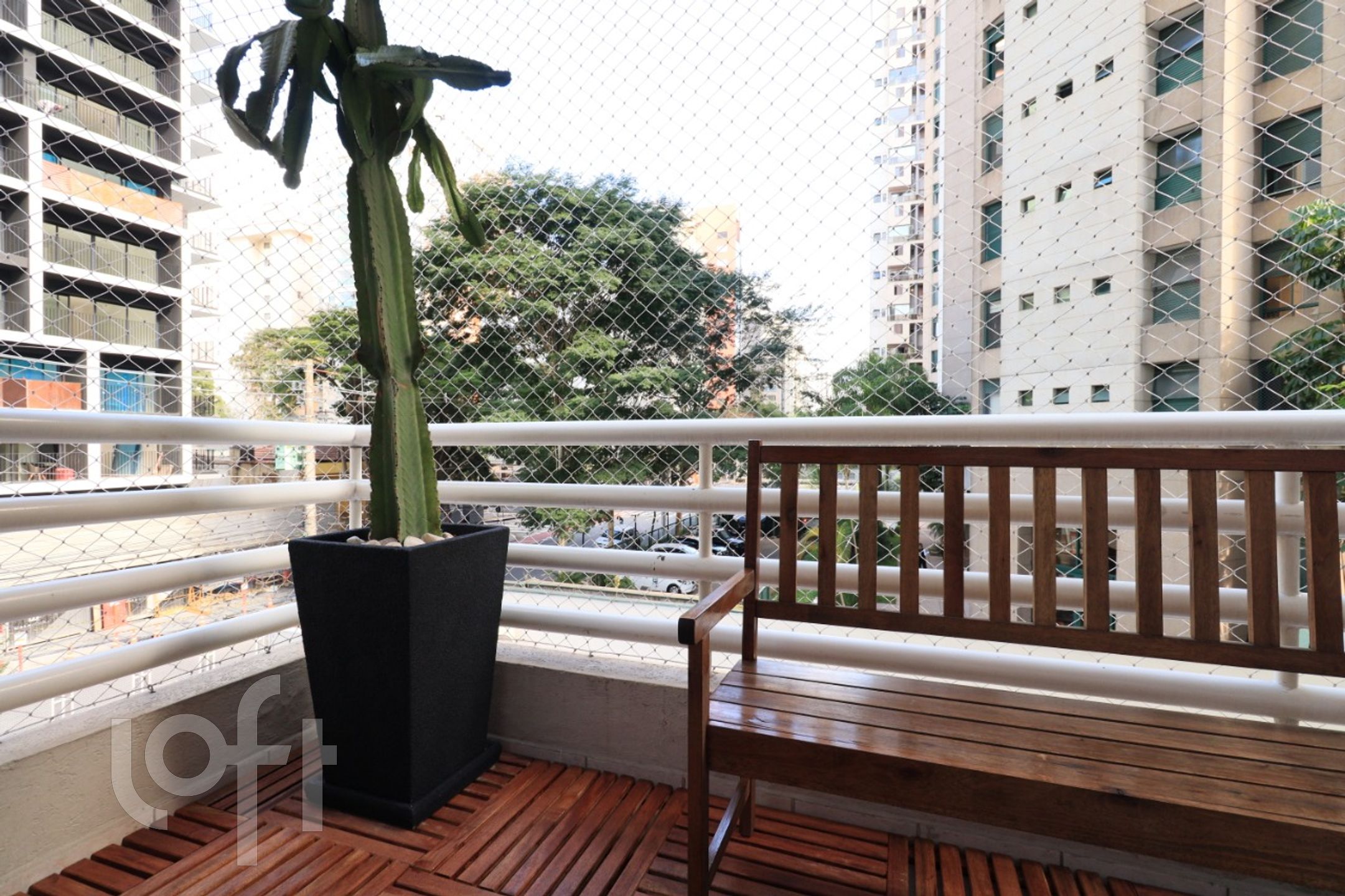 Apartamento à venda com 2 quartos, 70m² - Foto 5