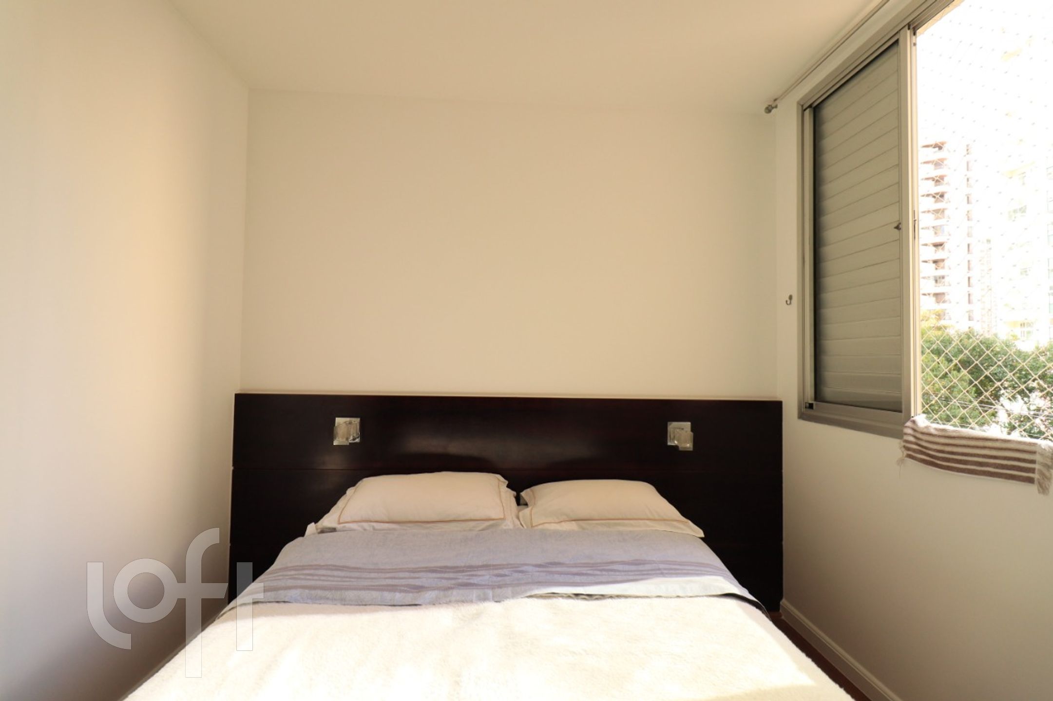 Apartamento à venda com 2 quartos, 70m² - Foto 17