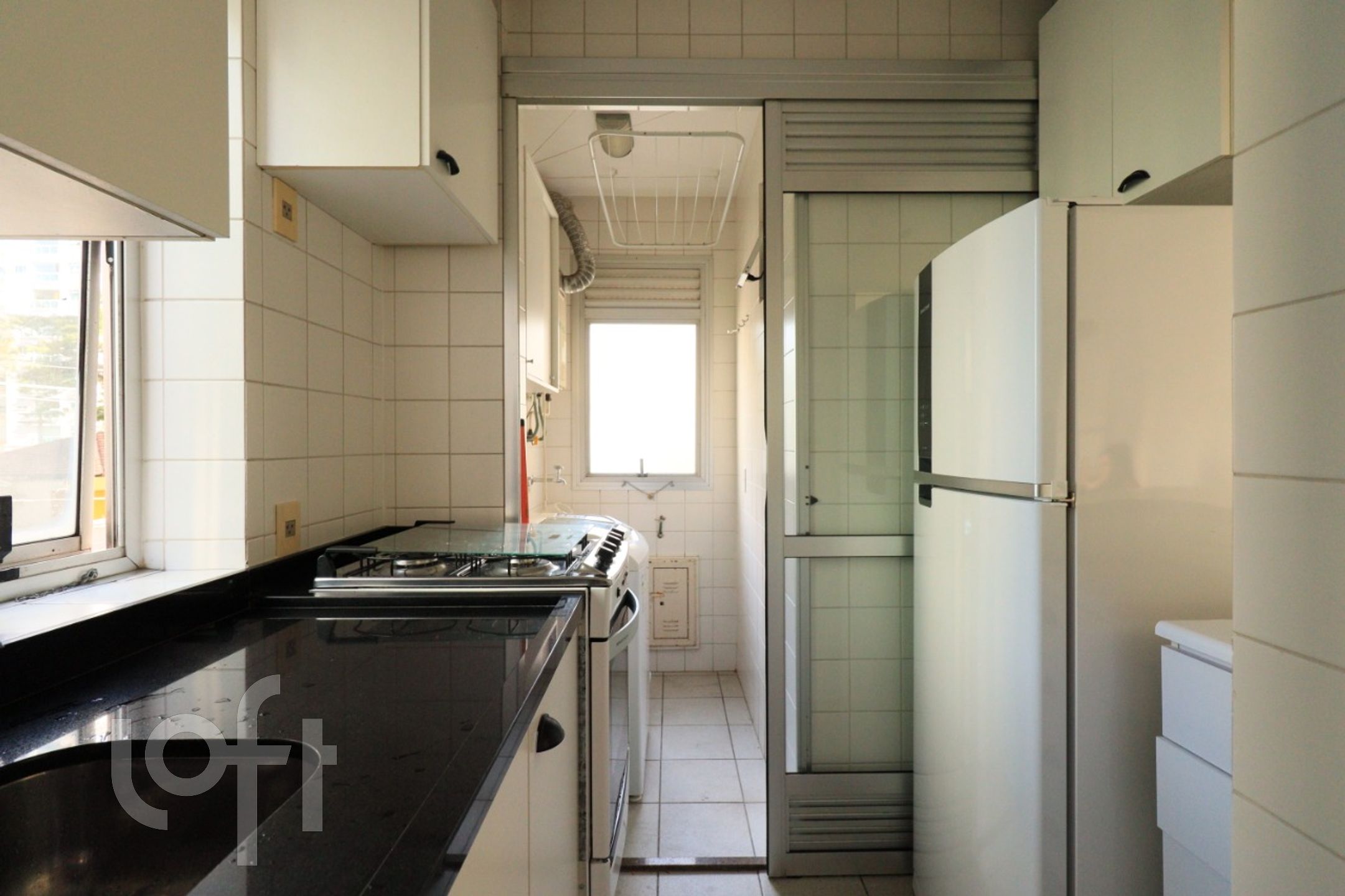 Apartamento à venda com 2 quartos, 70m² - Foto 10