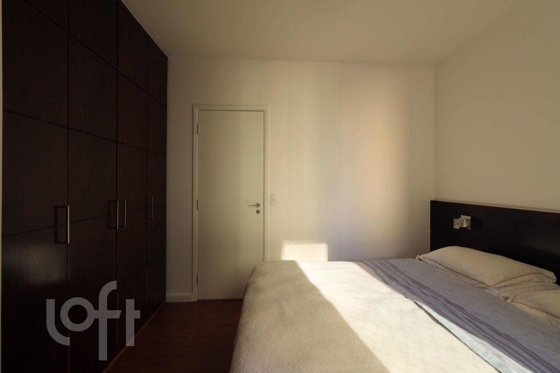 Apartamento à venda com 2 quartos, 70m² - Foto 16