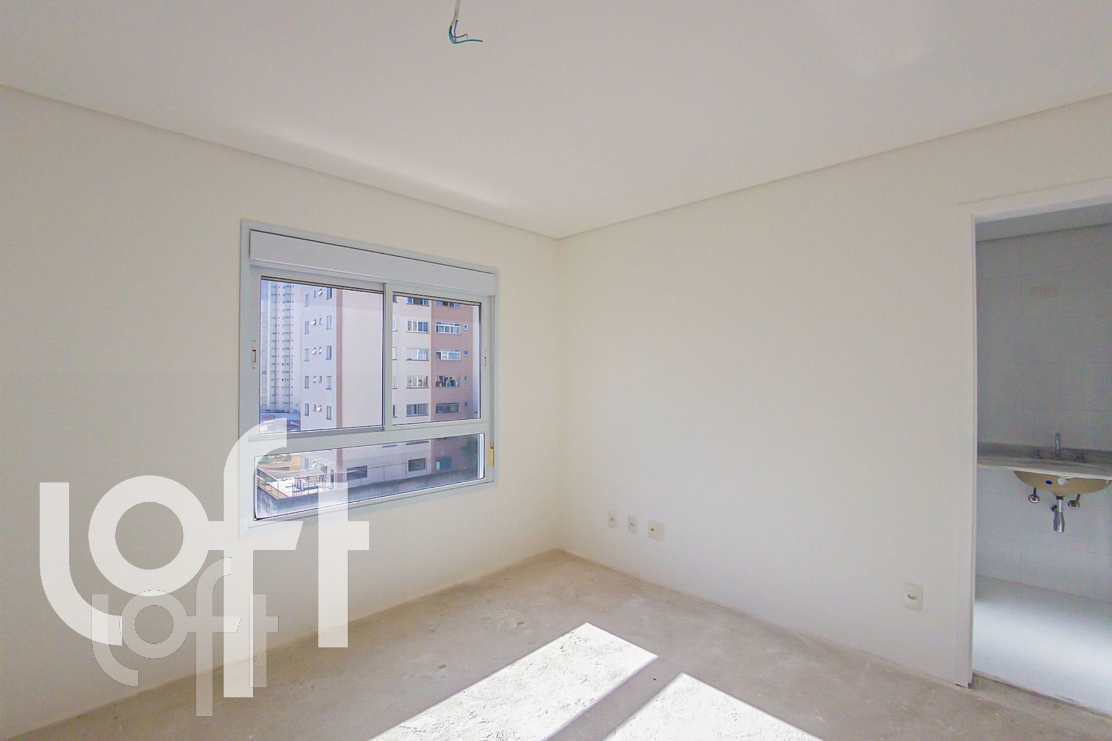 Apartamento à venda com 4 quartos, 205m² - Foto 3