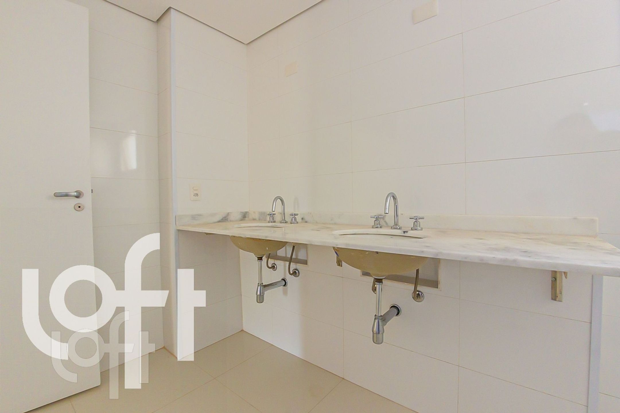 Apartamento à venda com 4 quartos, 205m² - Foto 43