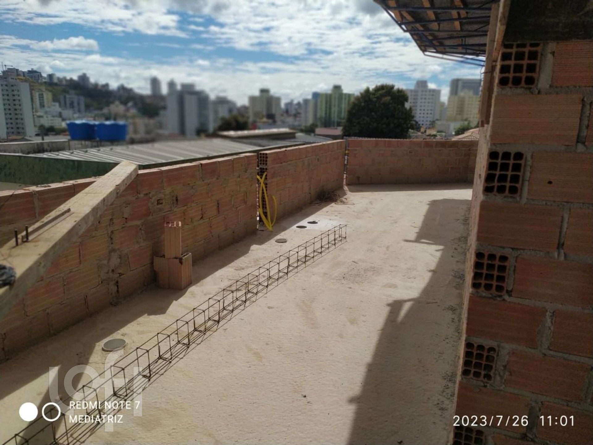 Apartamento à venda com 3 quartos, 21m² - Foto 27