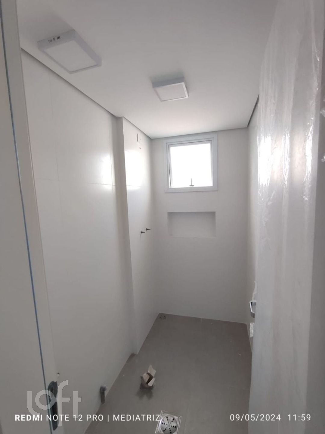 Apartamento à venda com 3 quartos, 21m² - Foto 12