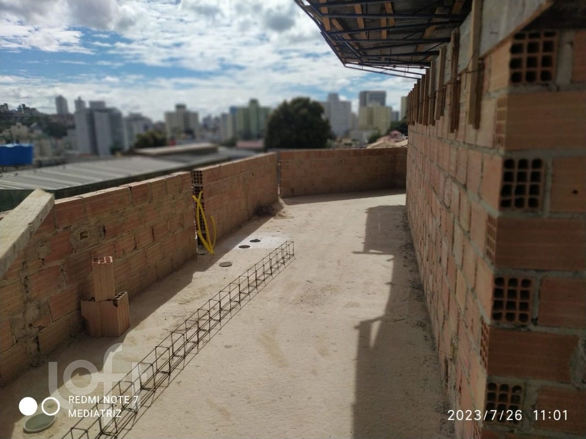 Apartamento à venda com 3 quartos, 21m² - Foto 25