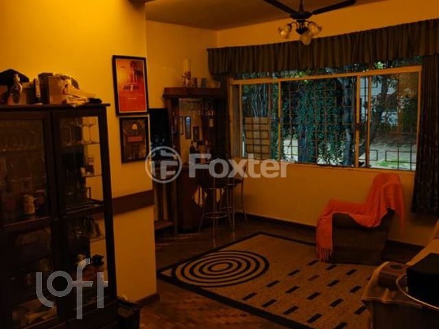 Apartamento com 83m², 3 dormitórios, 1 suíte, 1 vaga, Petrópolis em Porto Alegre