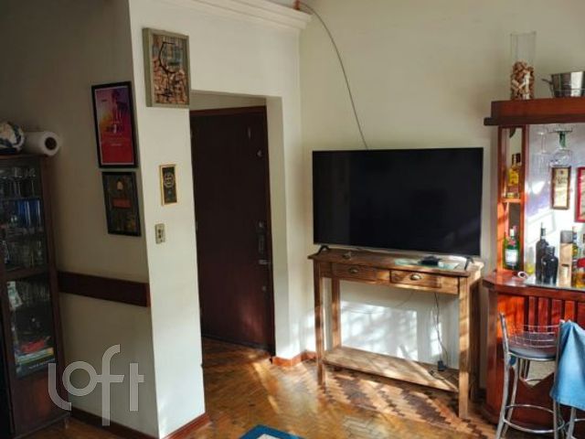 Apartamento com 83m², 3 dormitórios, 1 suíte, 1 vaga, Petrópolis em Porto Alegre