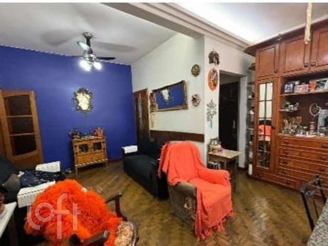 Apartamento com 83m², 3 dormitórios, 1 suíte, 1 vaga, Petrópolis em Porto Alegre