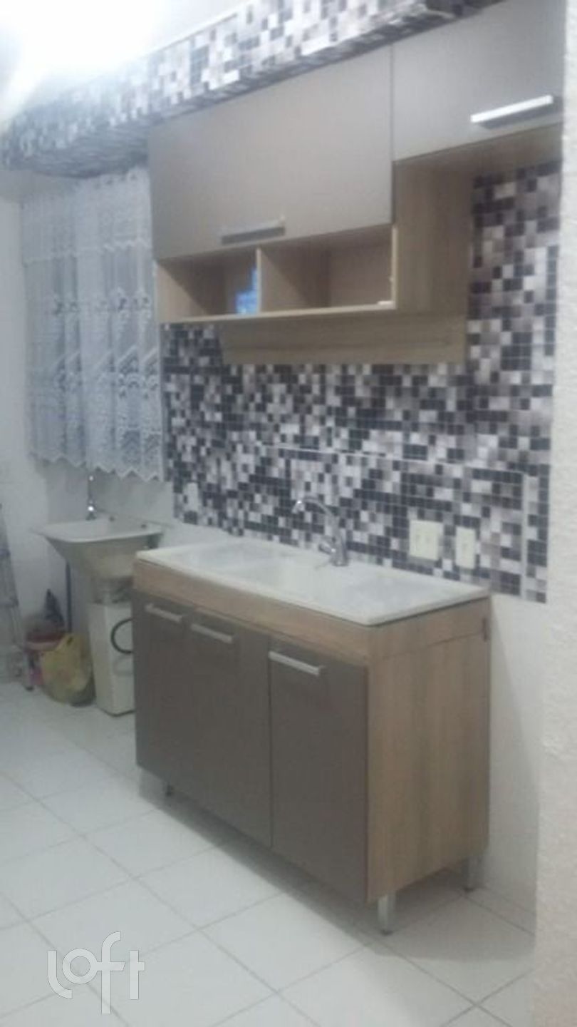 Apartamento à venda com 2 quartos, 40m² - Foto 14