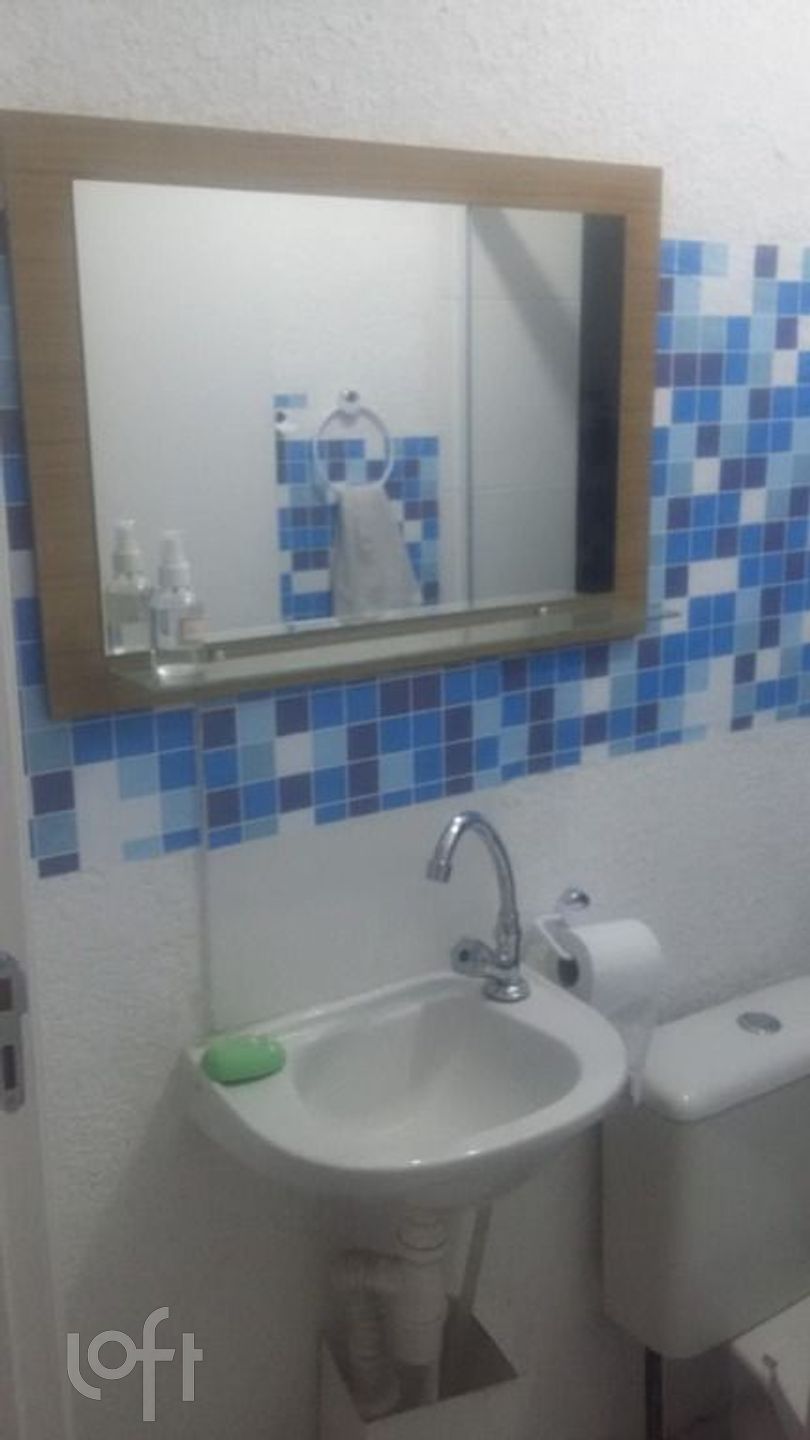 Apartamento à venda com 2 quartos, 40m² - Foto 11