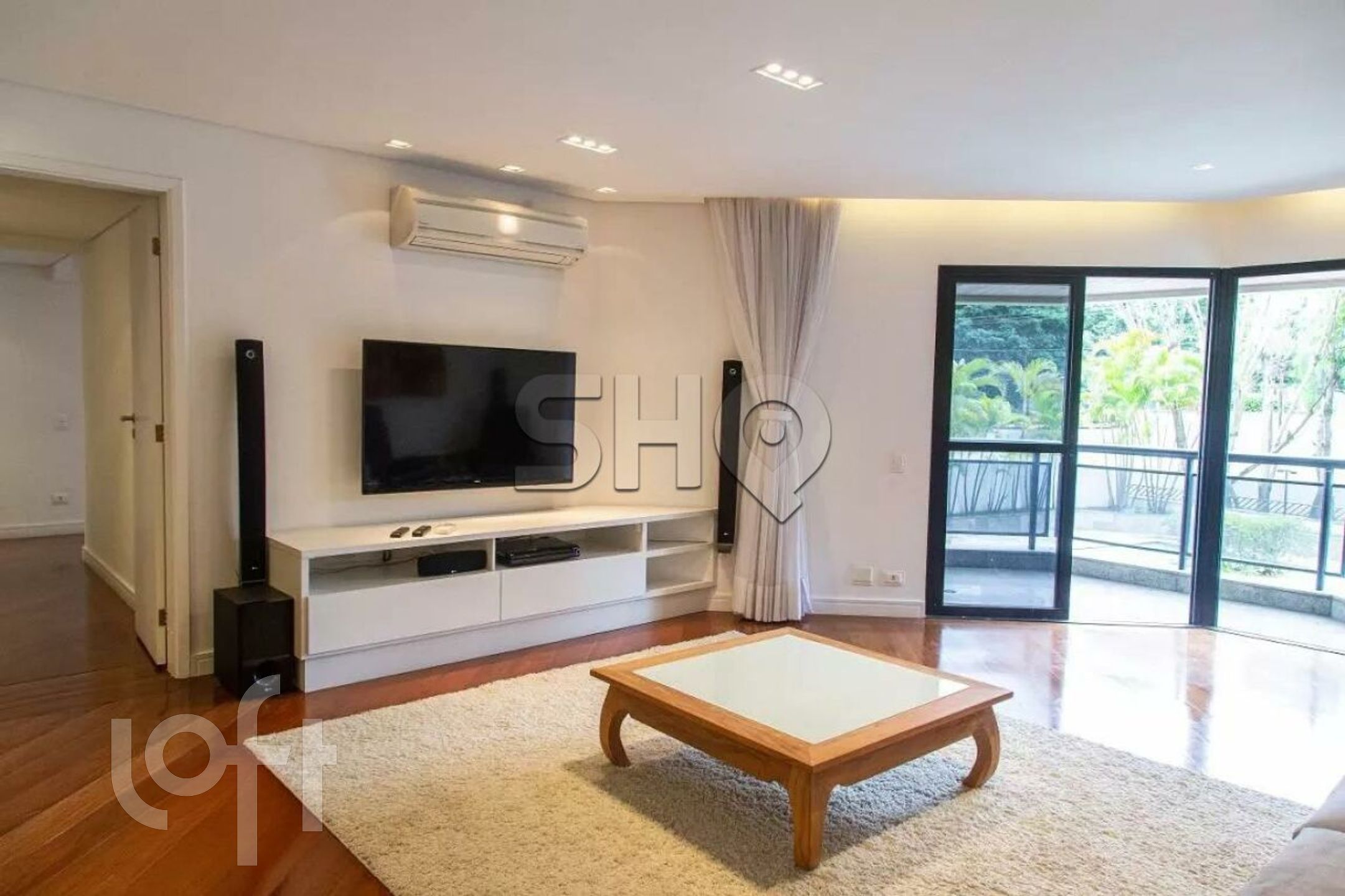 Apartamento à venda com 3 quartos, 139m² - Foto 1