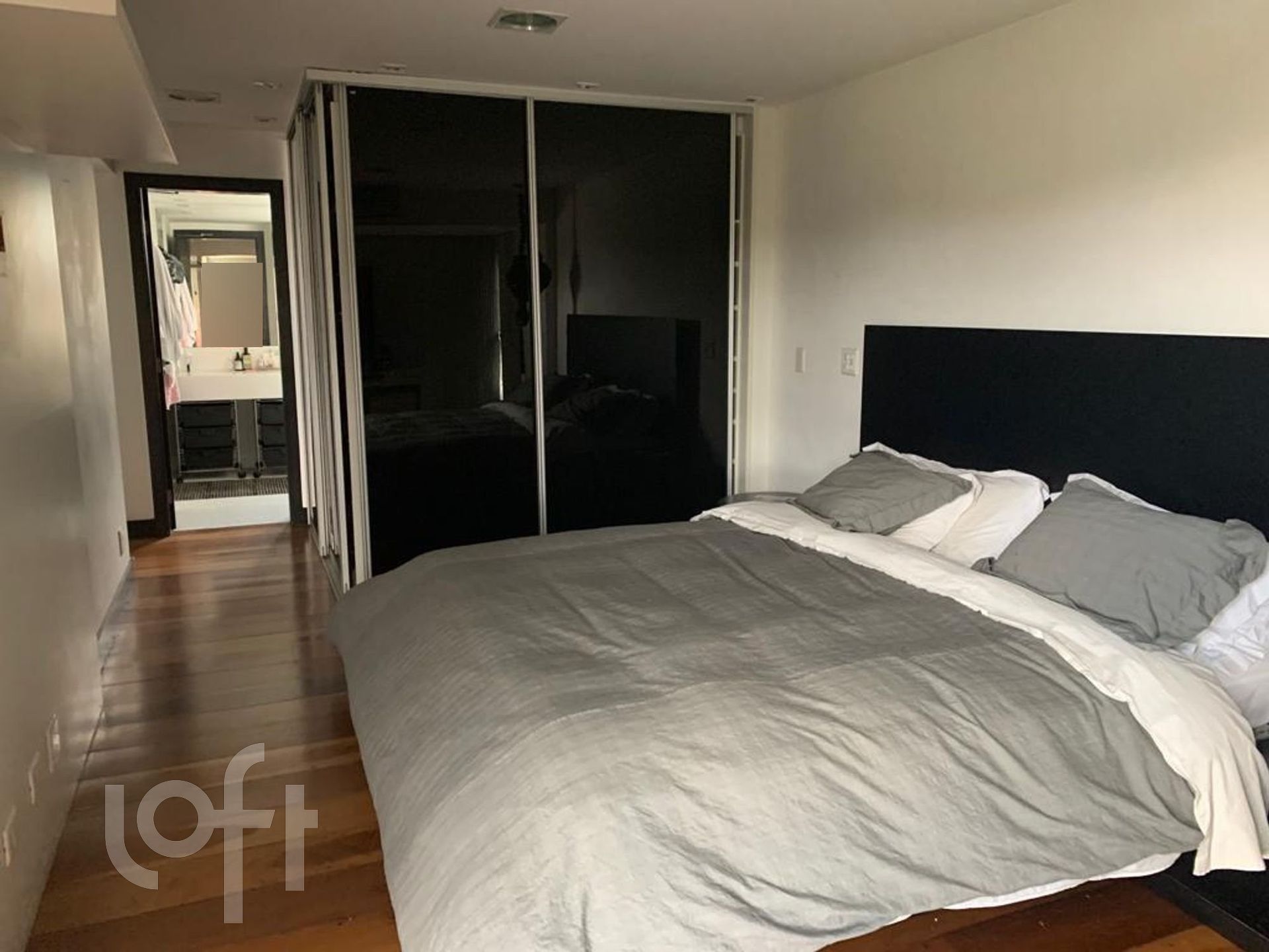 Apartamento à venda com 3 quartos, 250m² - Foto 7