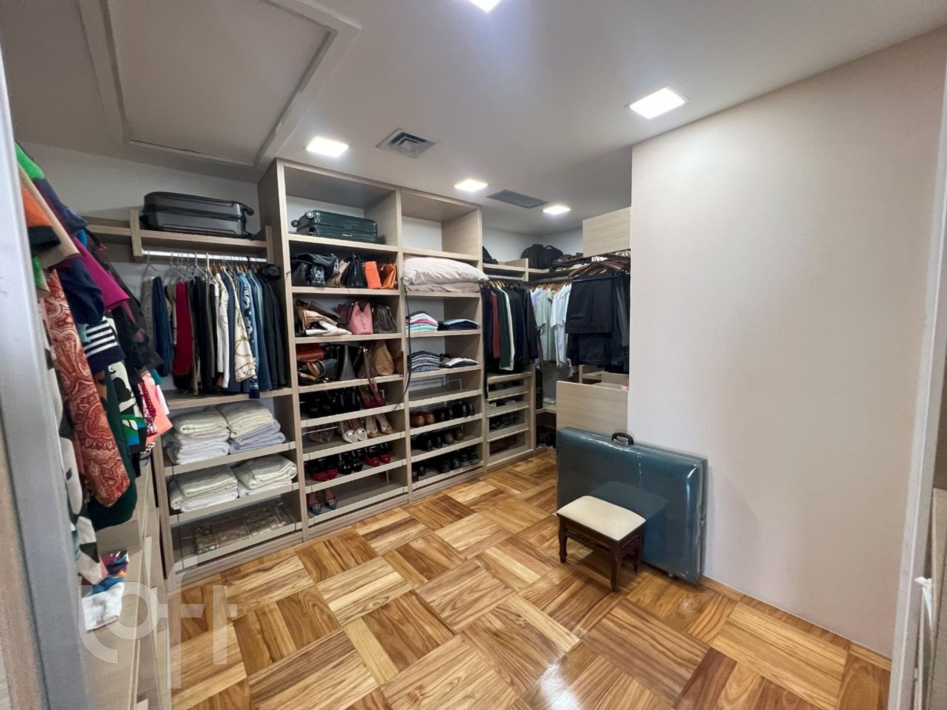 Apartamento à venda com 3 quartos, 442m² - Foto 33