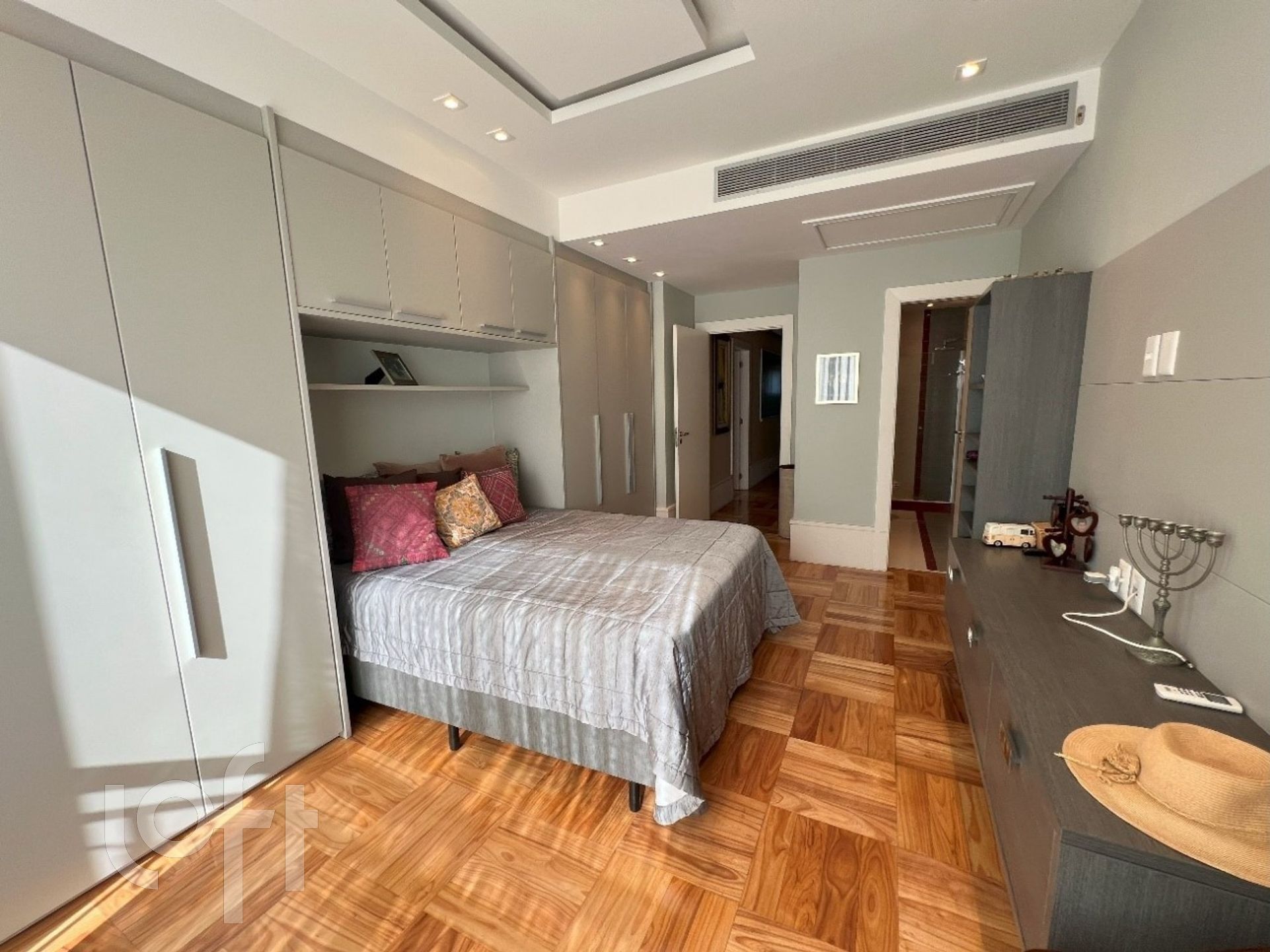 Apartamento à venda com 3 quartos, 442m² - Foto 16