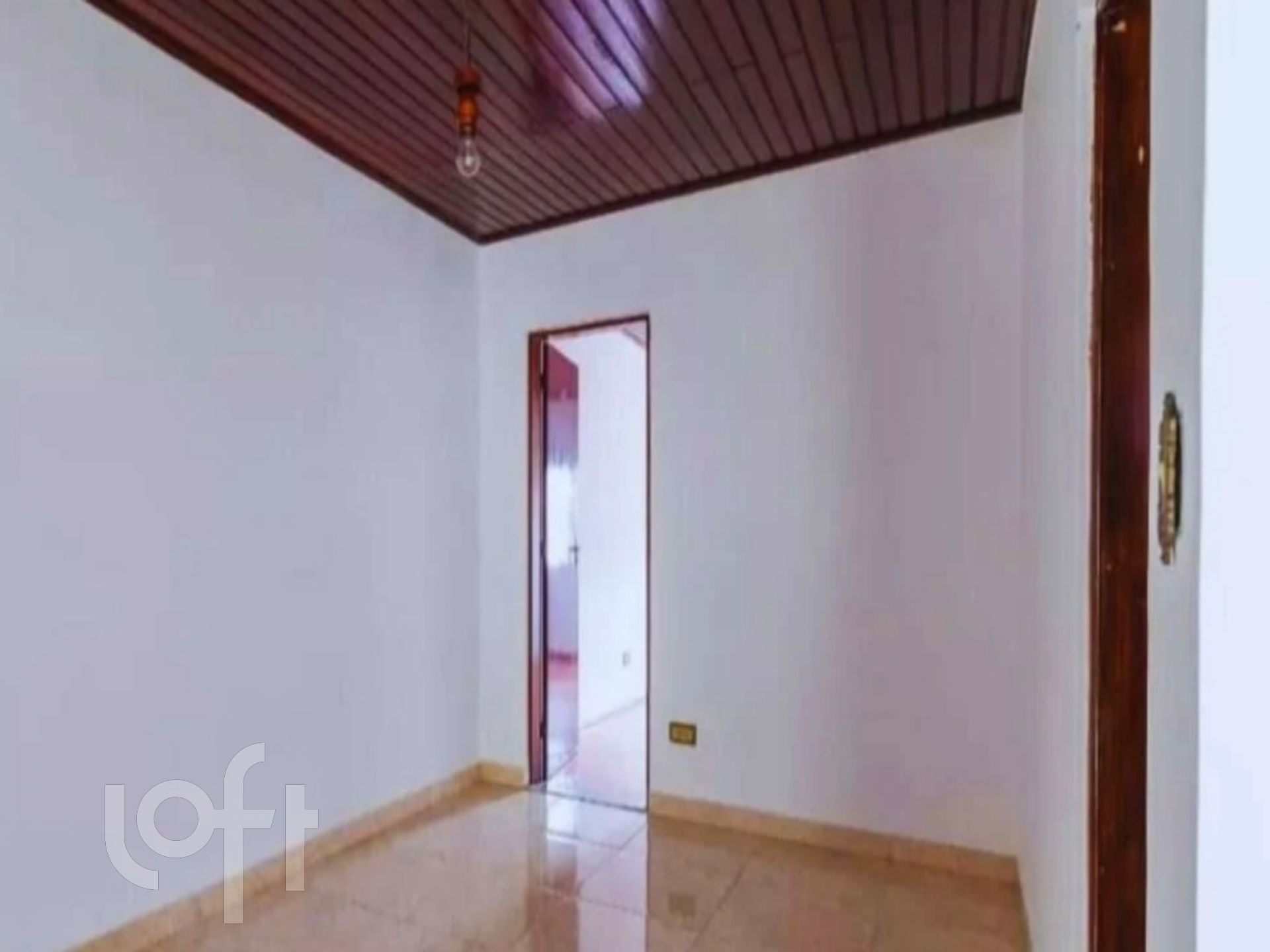 Casa à venda com 3 quartos, 170m² - Foto 4