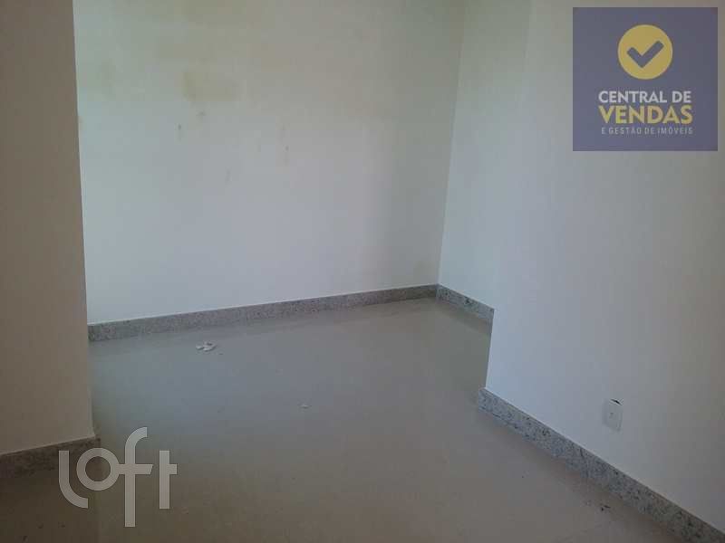 Apartamento à venda com 2 quartos, 110m² - Foto 4