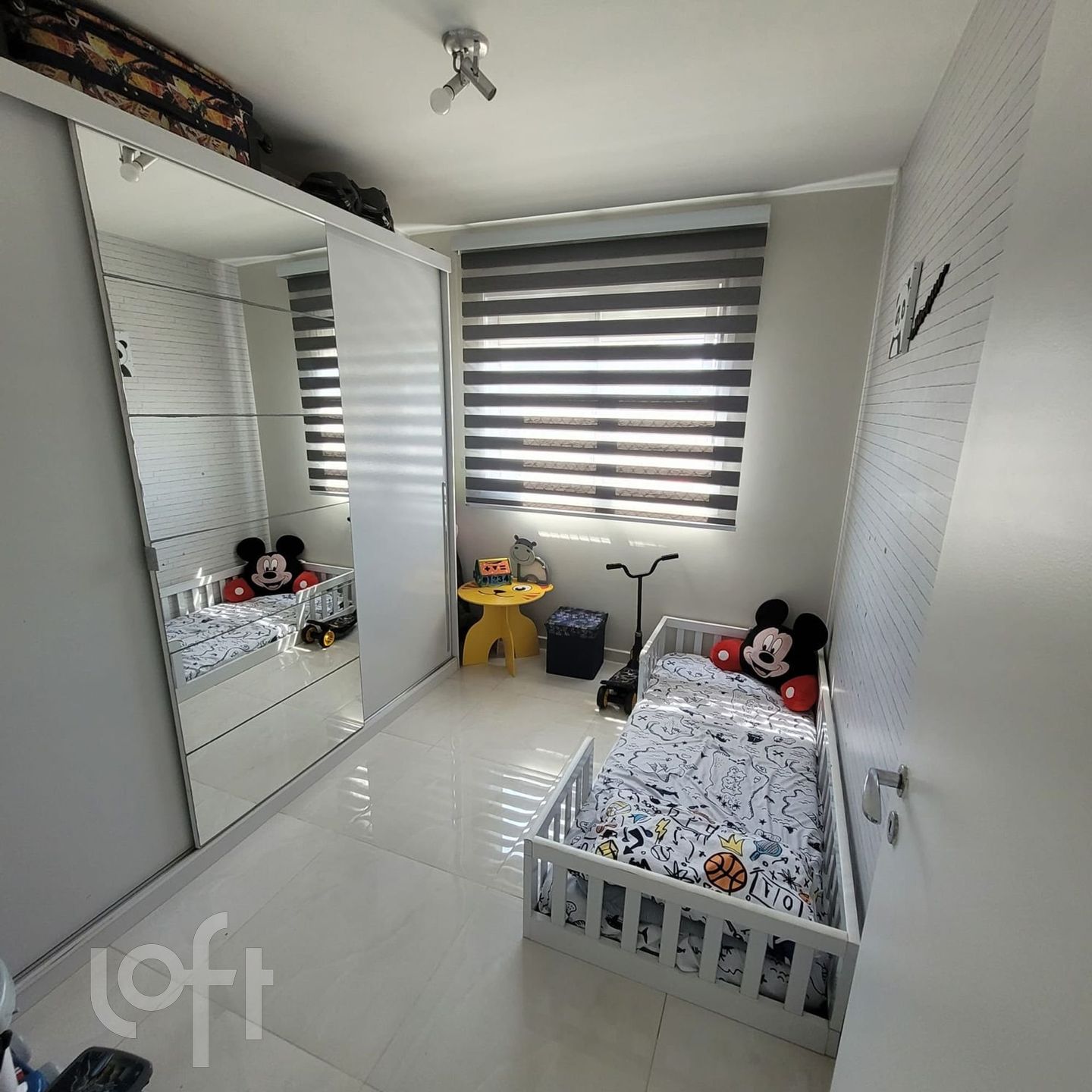 Apartamento à venda com 2 quartos, 52m² - Foto 2