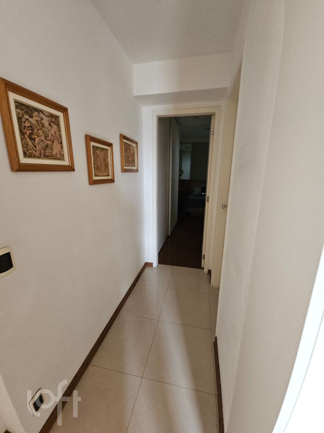 Apartamento à venda com 4 quartos, 140m² - Foto 7