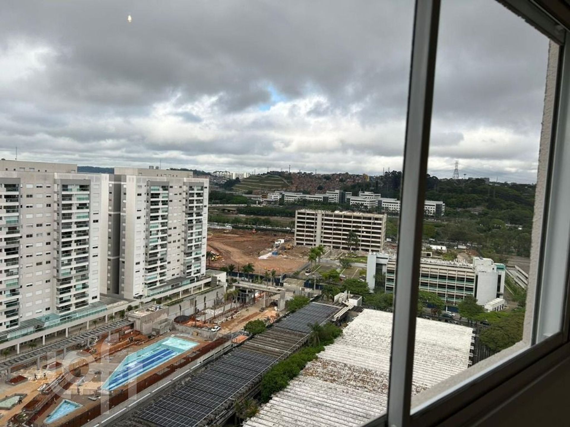 Apartamento à venda com 3 quartos, 136m² - Foto 7