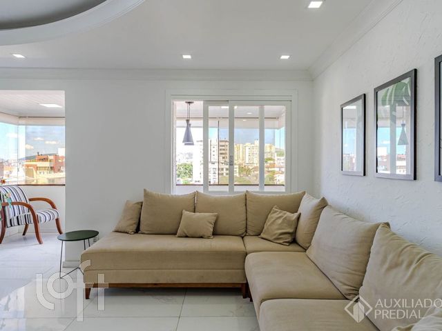 Apartamento com 102m², 2 dormitórios, 1 suíte, 1 vaga, Santana em Porto Alegre