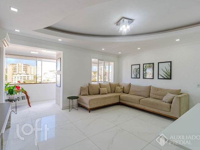 Apartamento com 102m², 2 dormitórios, 1 suíte, 1 vaga, Santana em Porto Alegre