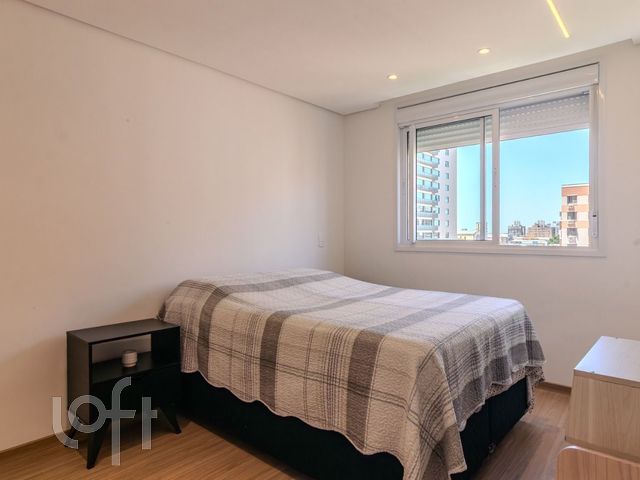 Apartamento com 67m², 3 dormitórios, 1 vaga, Cristo Redentor em Porto Alegre