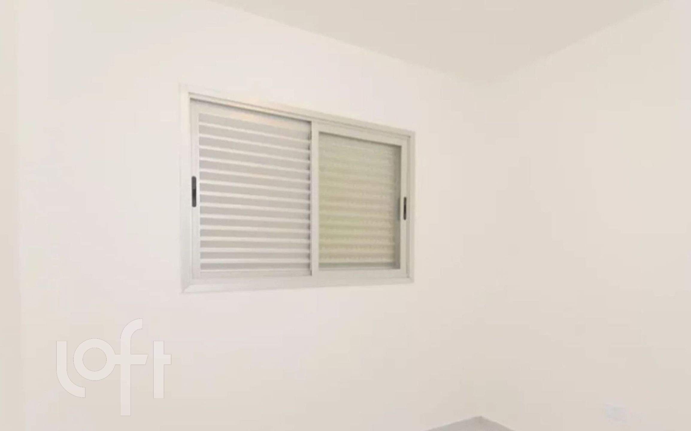 Apartamento à venda com 2 quartos, 69m² - Foto 2