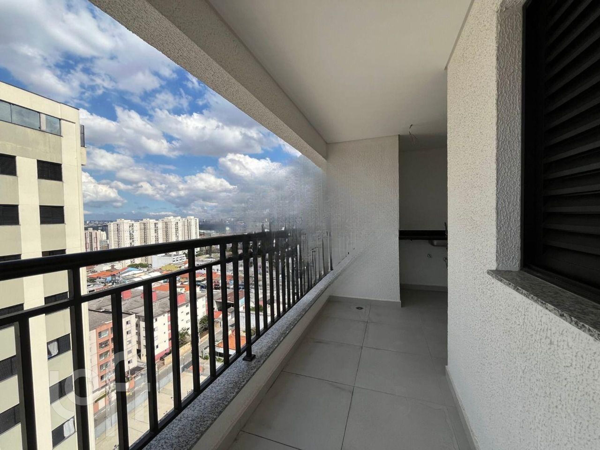 Apartamento à venda com 2 quartos, 65m² - Foto 4