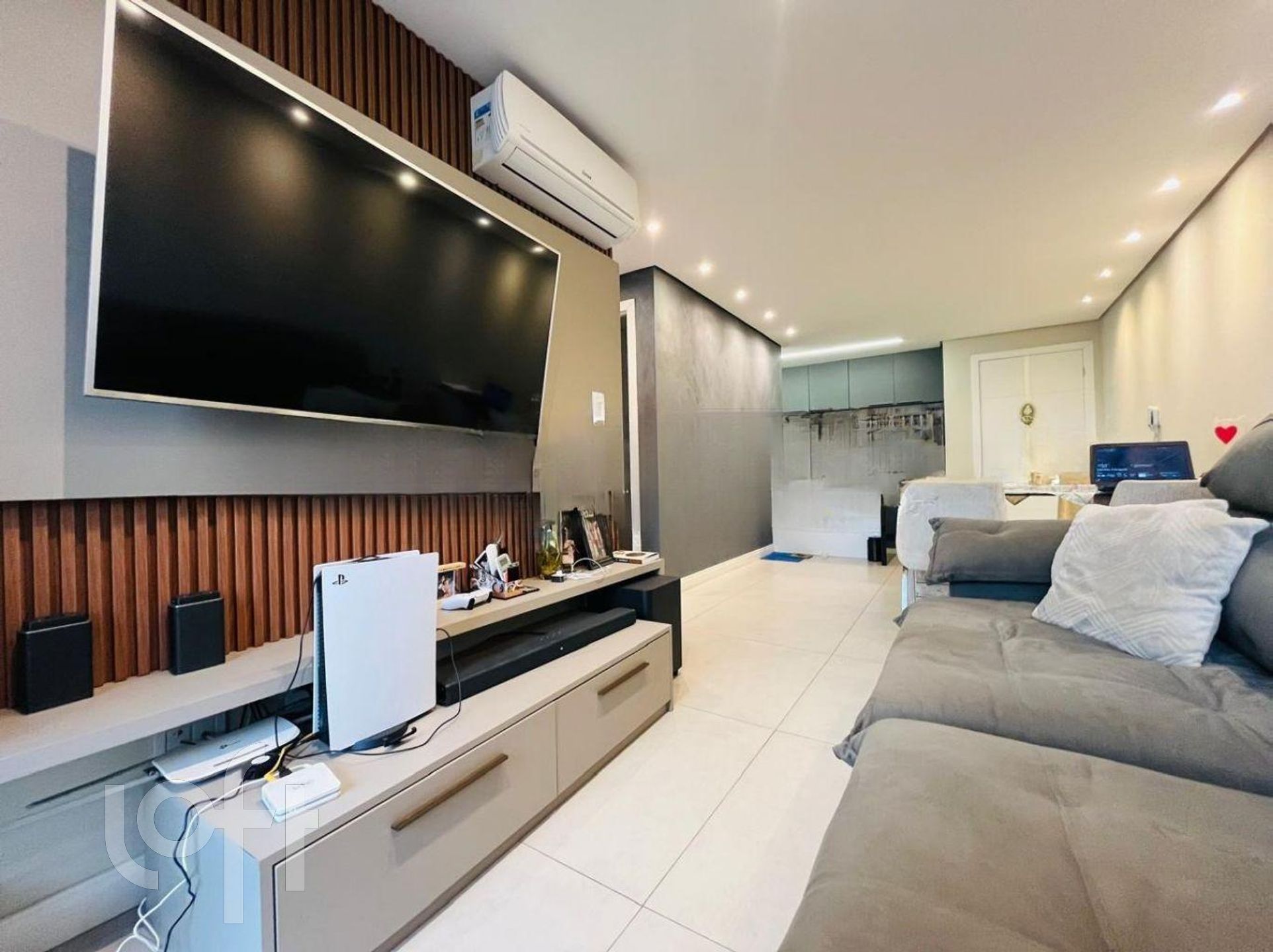 Apartamento com 74m², 2 dormitórios, 1 suíte, 2 vagas, Rio Branco em Novo Hamburgo